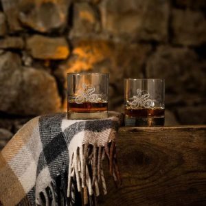Whiskyglazen Gegraveerd Fietssport 2 stuks - Just Slate Company Scotland